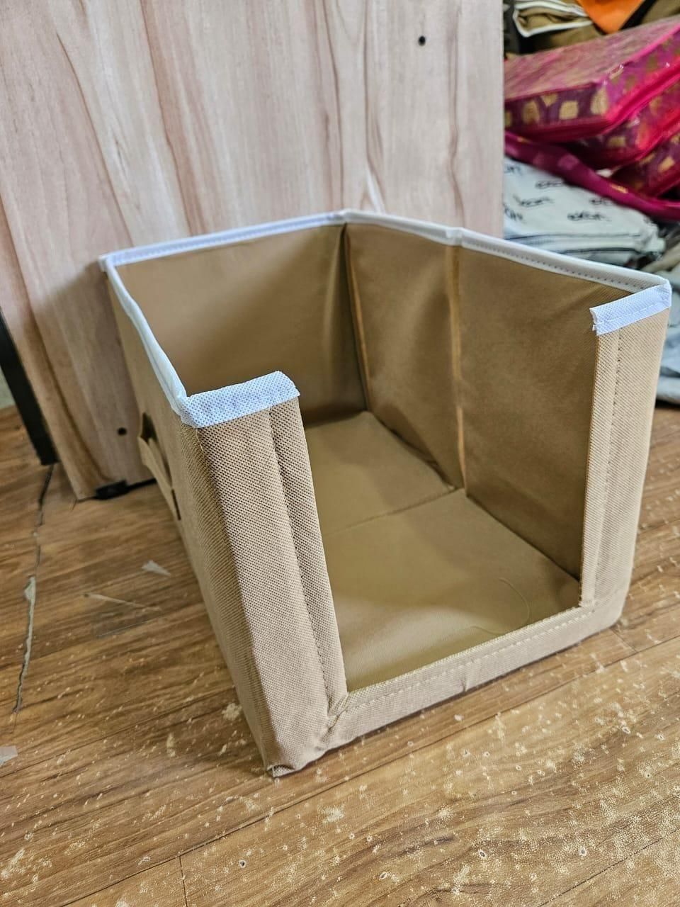 FOLDABLE CLOSET ORGANIZER STACKER