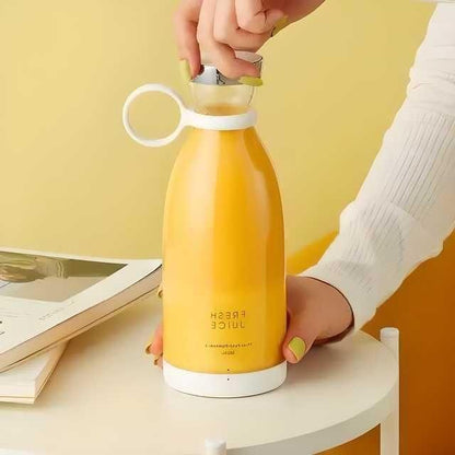 PORTABLE MINI JUICE BLENDER